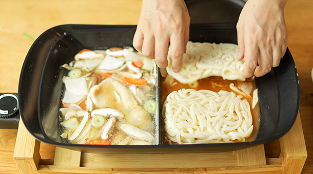 鶏出汁＆辛味噌うどん